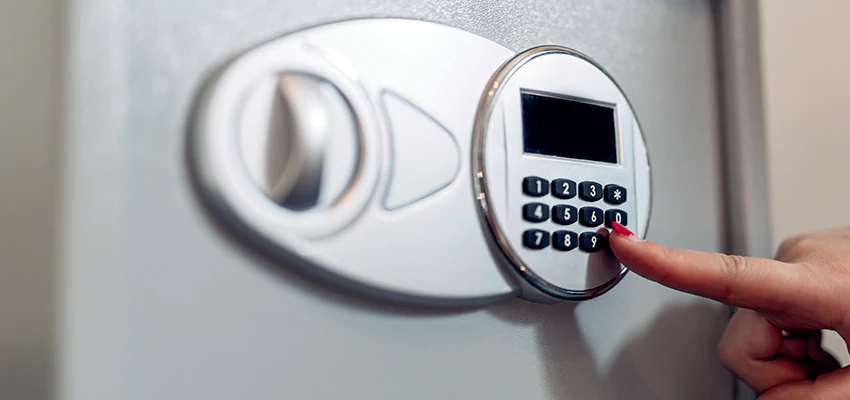 Jewelry Safe Cracking in Ramona, California