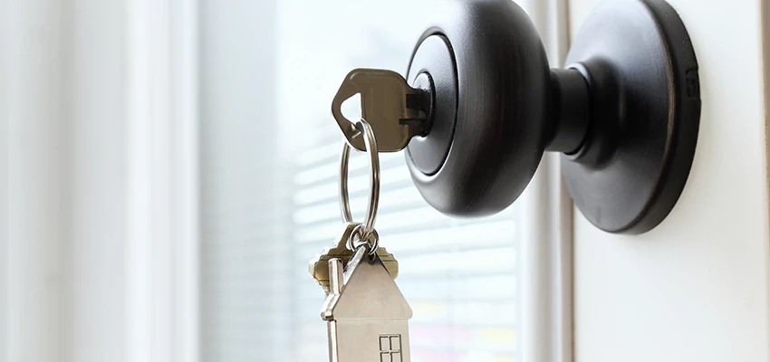 Bifold Door Knob Replacement in Ramona, California